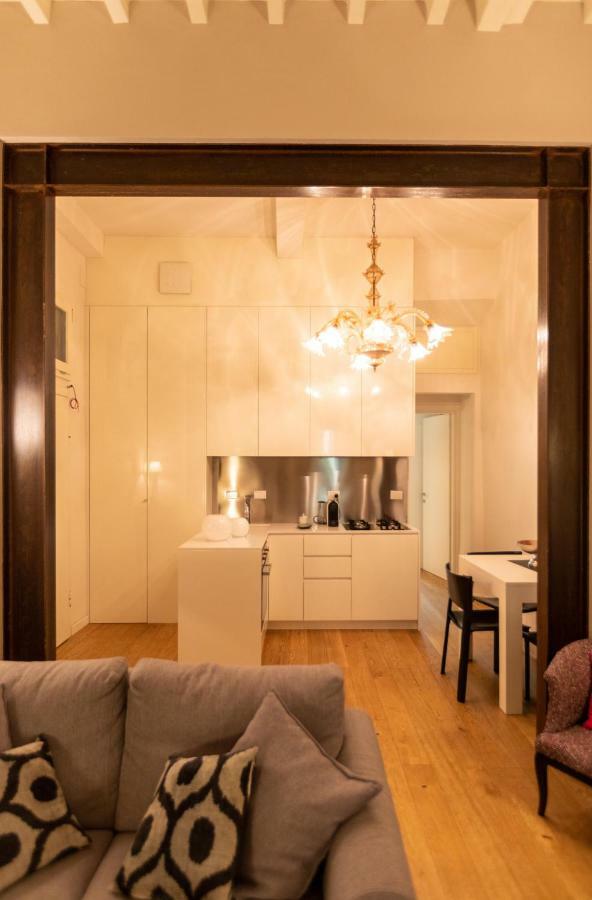 Santa Croce Luxury 2 Bedroom Florencia Exterior foto